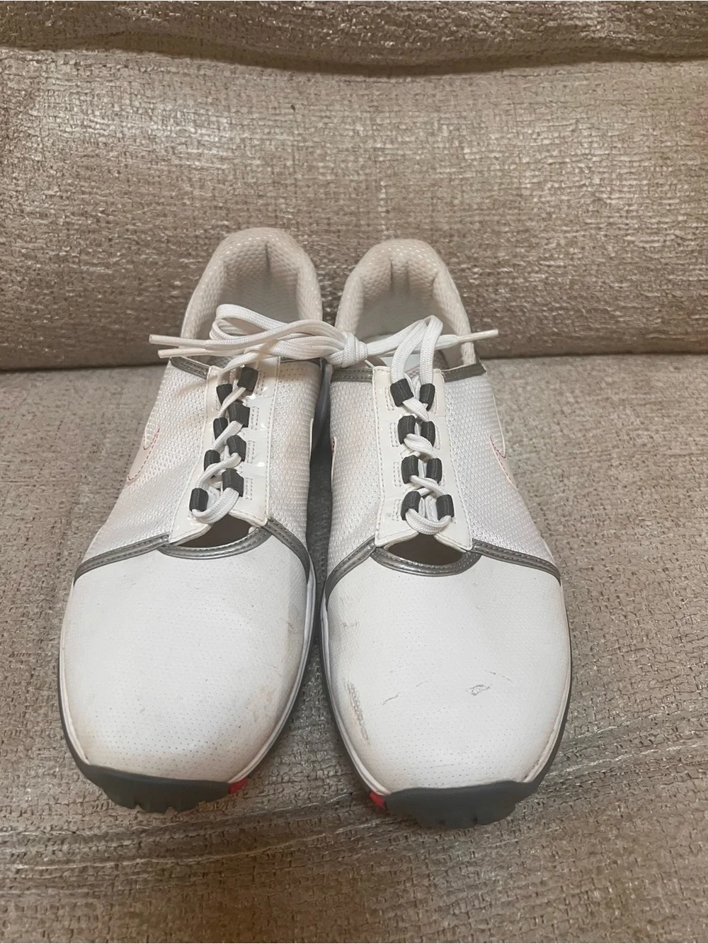 White women’s Athletic Golf Shoes - Lightweight Comfort Nike air Sz 10